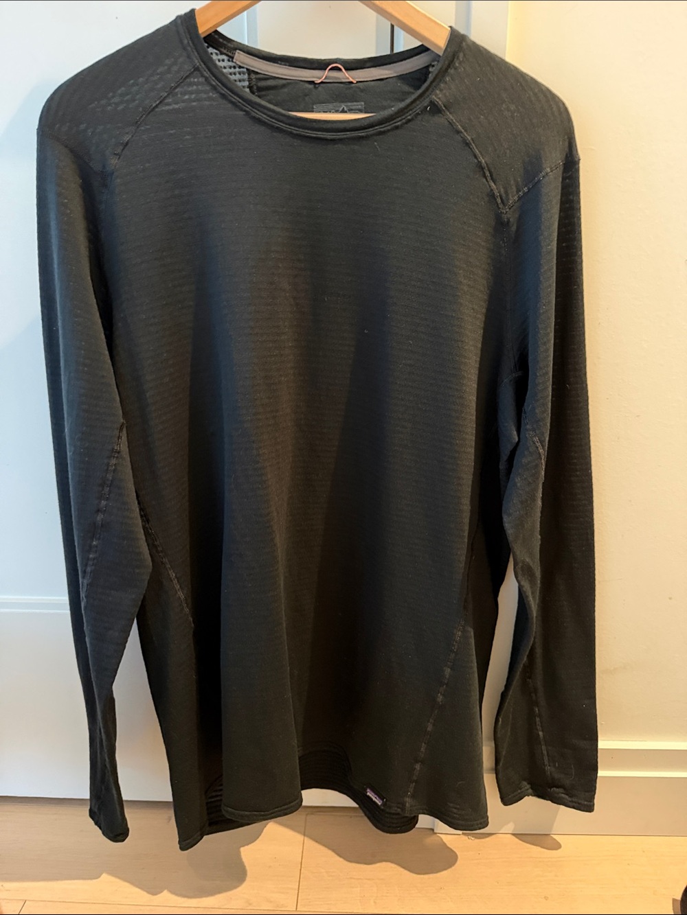 Patagonia Men’s Black Long-Sleeve Shirt